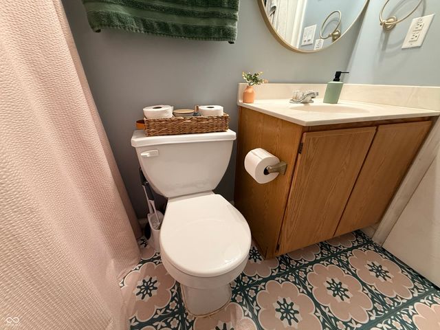 1098 Williamsburg Way, Indianapolis, IN 46234