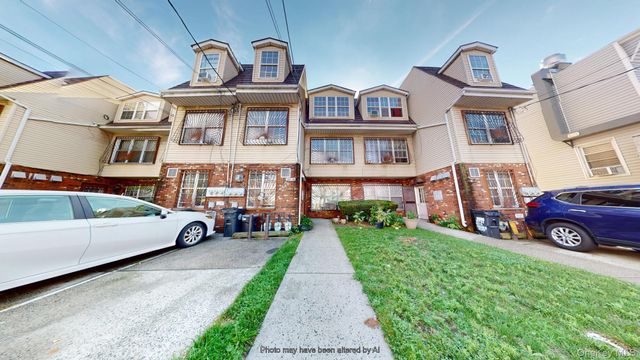 107-06 Guy R Brewer Boulevard 8B, Jamaica, NY 11433
