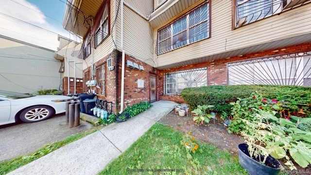 107-06 Guy R Brewer Boulevard 8B, Jamaica, NY 11433