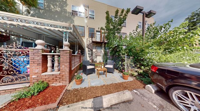 107-06 Guy R Brewer Boulevard 8B, Jamaica, NY 11433