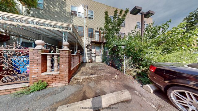 107-06 Guy R Brewer Boulevard 8B, Jamaica, NY 11433