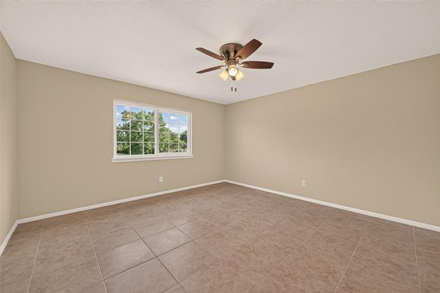 2207 Troon Drive, League City, TX 77573