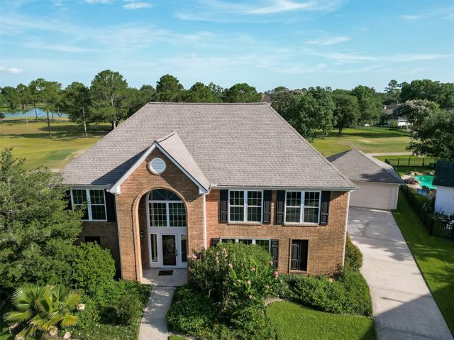 2207 Troon Drive, League City, TX 77573