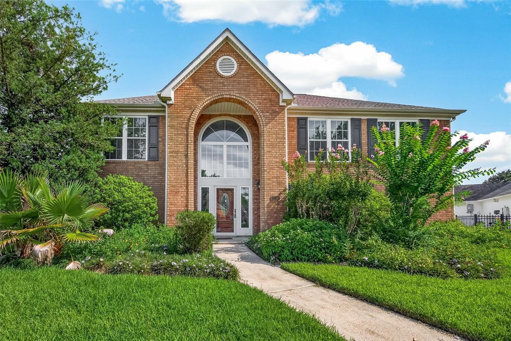 2207 Troon Drive, League City, TX 77573