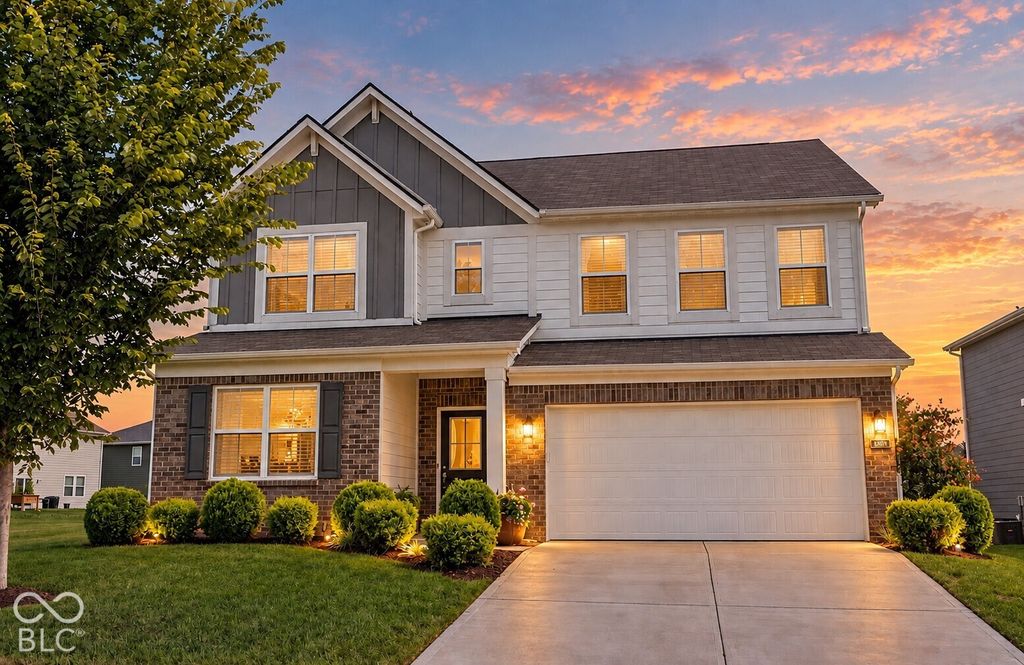4860 W Safford Drive, New Palestine, IN 46163