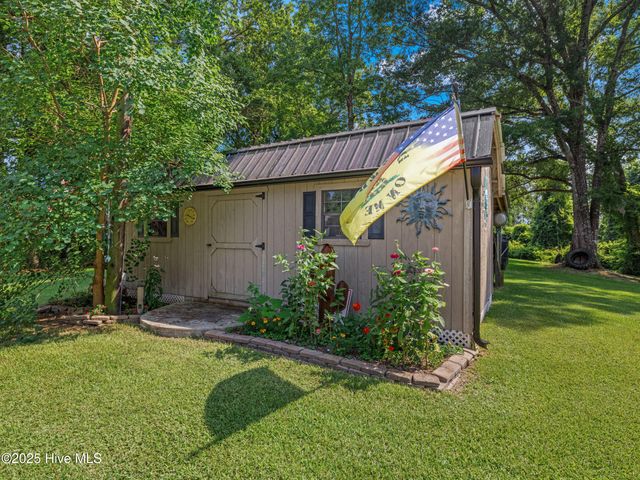 311 Woodhaven Drive, Jacksonville, NC 28540