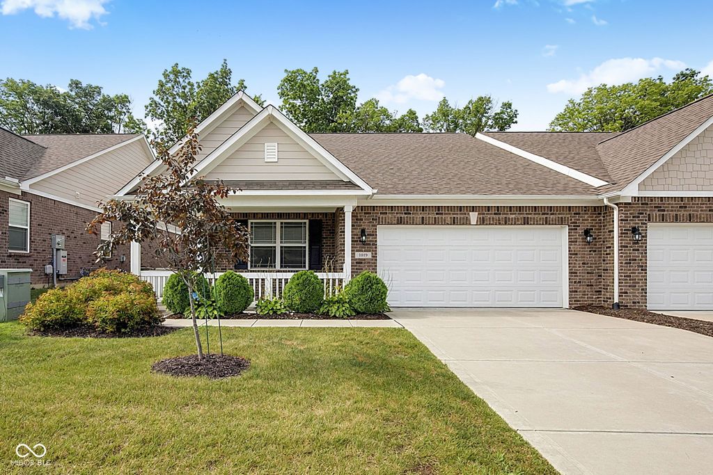 1019 Stallion Court, Indianapolis, IN 46260