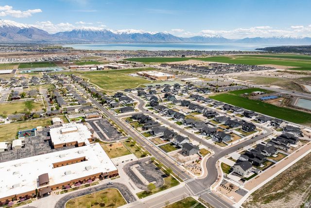 712 W BLUE MOUNTAIN DR, Saratoga Springs, UT 84045