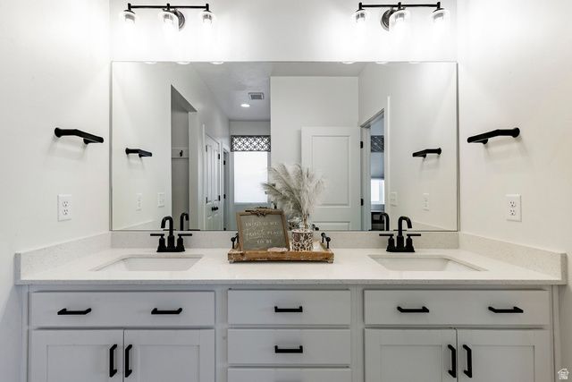 712 W BLUE MOUNTAIN DR, Saratoga Springs, UT 84045