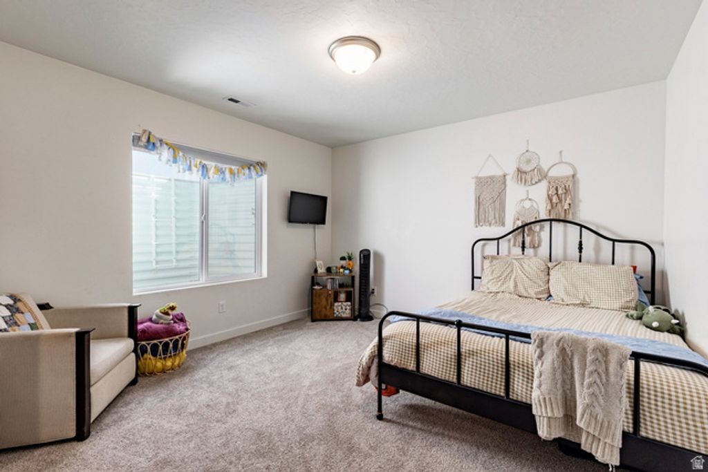 Image 27 of property listing at 712 W BLUE MOUNTAIN DR, Saratoga Springs, UT 84045