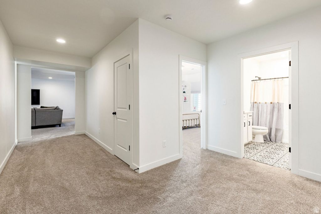 Image 28 of property listing at 712 W BLUE MOUNTAIN DR, Saratoga Springs, UT 84045