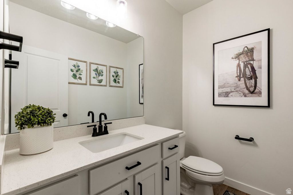 Image 30 of property listing at 712 W BLUE MOUNTAIN DR, Saratoga Springs, UT 84045