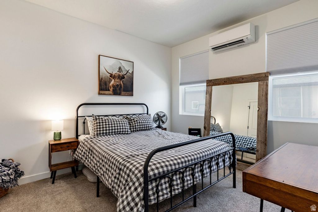 Image 42 of property listing at 712 W BLUE MOUNTAIN DR, Saratoga Springs, UT 84045