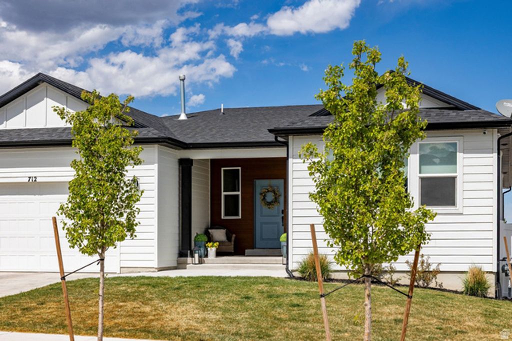 Image 45 of property listing at 712 W BLUE MOUNTAIN DR, Saratoga Springs, UT 84045