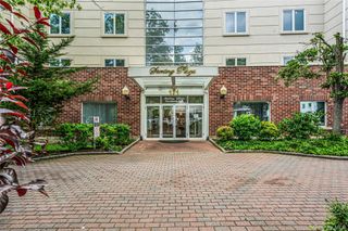 171 Great Neck Road 4R, Great Neck, NY 11021