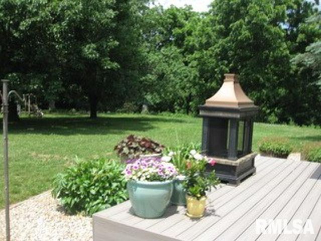 17215 N MANGOLD Road, Edelstein, IL 61526