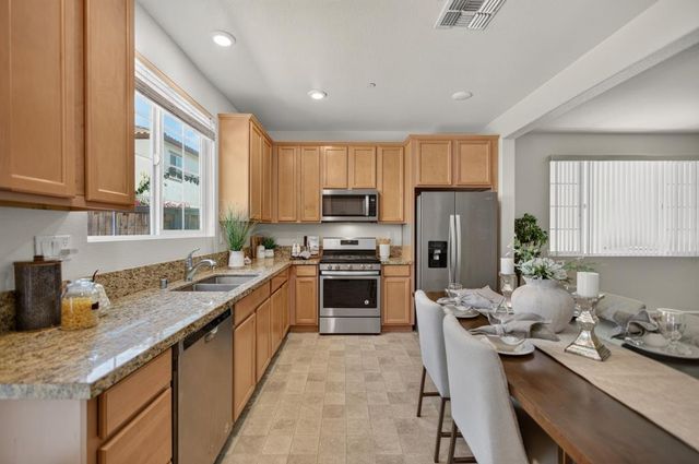 2549 Lacey Ann Ave, Sacramento, CA 95834