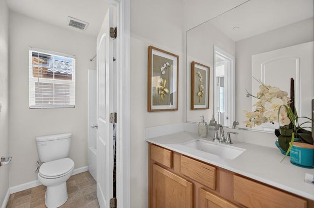 2549 Lacey Ann Ave, Sacramento, CA 95834