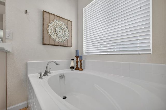 2549 Lacey Ann Ave, Sacramento, CA 95834