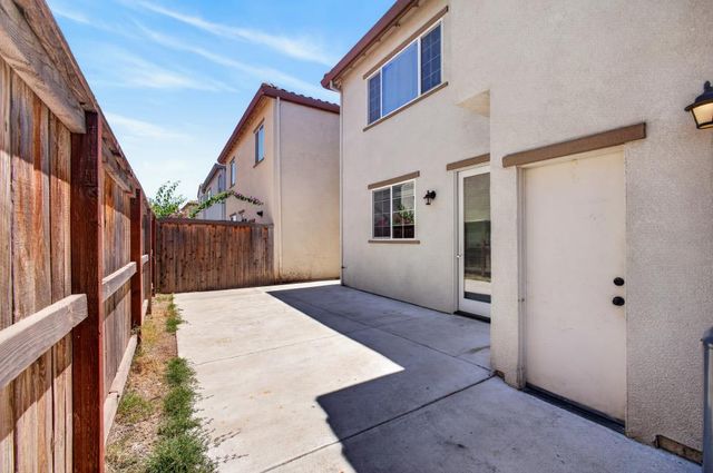 2549 Lacey Ann Ave, Sacramento, CA 95834