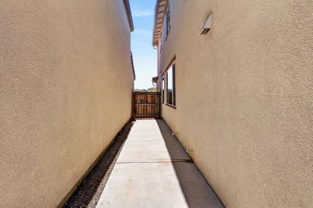 2549 Lacey Ann Ave, Sacramento, CA 95834