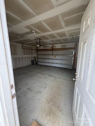 204 Sagecroft Lane, Indian Trail, NC 28079