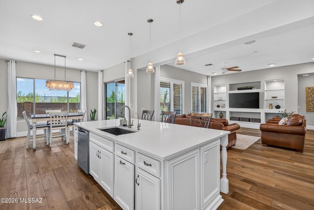 2455 W Tranquil Sky Place, Oro Valley, AZ 85742