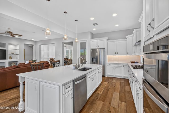 2455 W Tranquil Sky Place, Oro Valley, AZ 85742