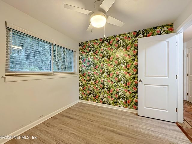 2490 SPOKANE Avenue E, Jacksonville, FL 32233