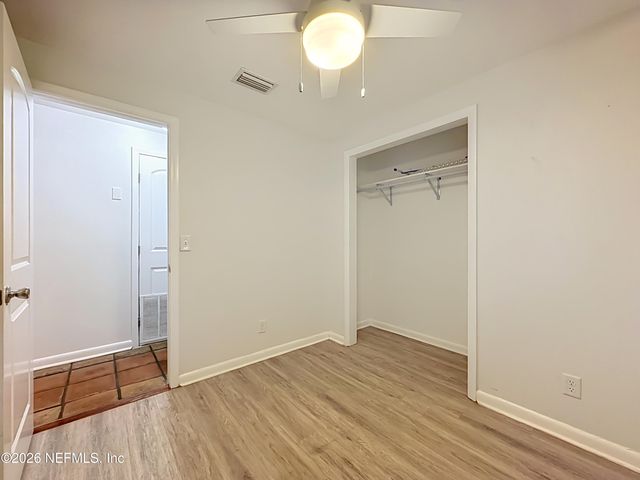 2490 SPOKANE Avenue E, Jacksonville, FL 32233