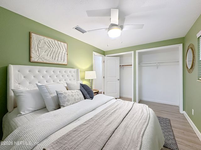 2490 SPOKANE Avenue E, Jacksonville, FL 32233