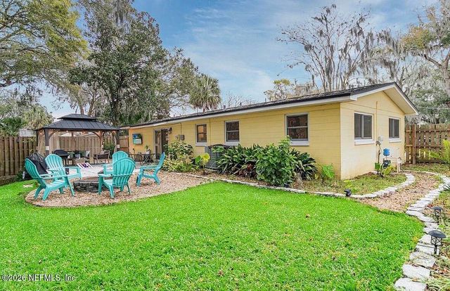 2490 SPOKANE Avenue E, Jacksonville, FL 32233