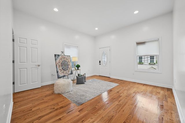 1125 Belvedere Street, Cincinnati, OH 45202