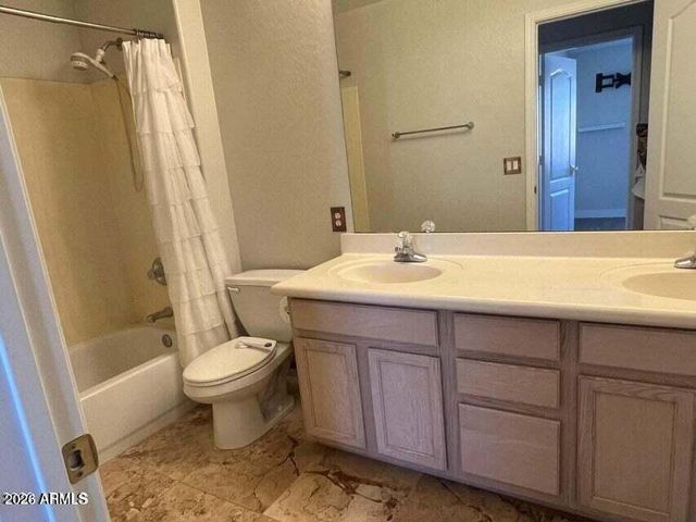 13782 W VERNON Avenue, Goodyear, AZ 85395