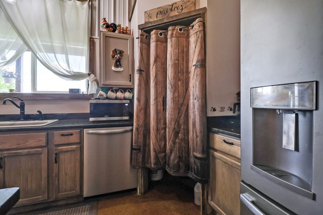 6808 Highway 127, N, Crossville, TN 38571