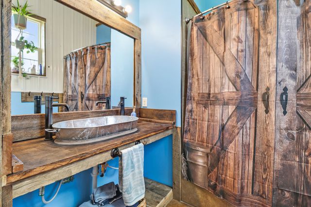 6808 Highway 127, N, Crossville, TN 38571