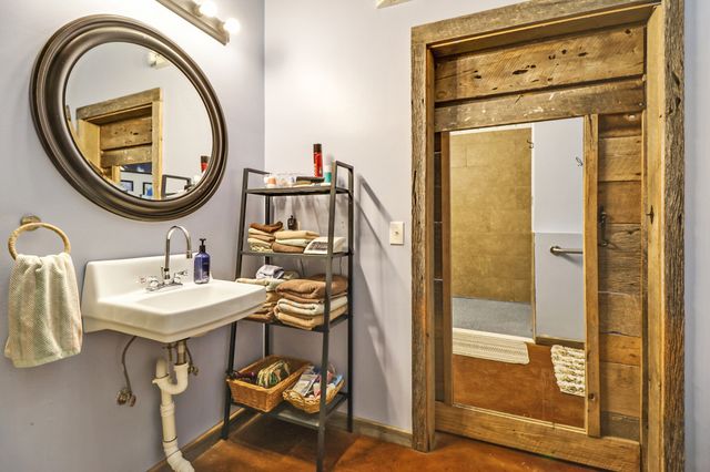 6808 Highway 127, N, Crossville, TN 38571