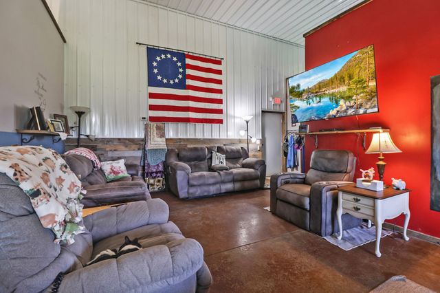 6808 Highway 127, N, Crossville, TN 38571