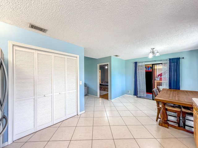 39 Vía De Casas Norte, Boynton Beach, FL 33426