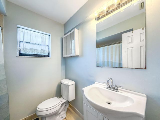 39 Vía De Casas Norte, Boynton Beach, FL 33426