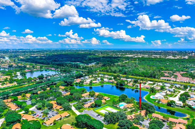 39 Vía De Casas Norte, Boynton Beach, FL 33426