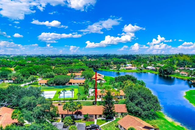 39 Vía De Casas Norte, Boynton Beach, FL 33426