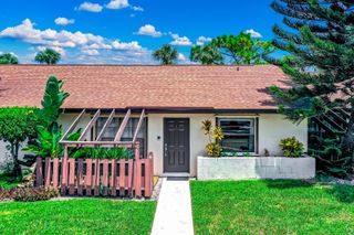 39 Vía De Casas Norte, Boynton Beach, FL 33426