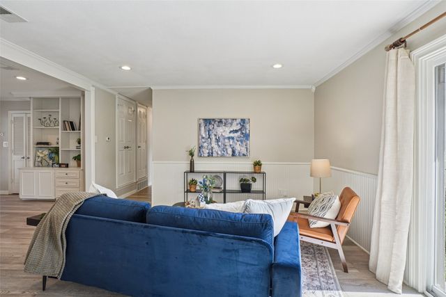 627 Bedford Drive, Richardson, TX 75080