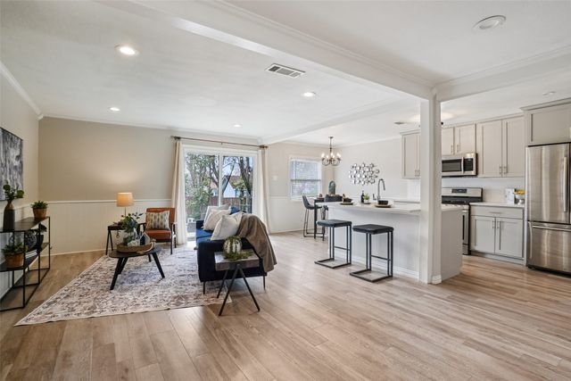 627 Bedford Drive, Richardson, TX 75080