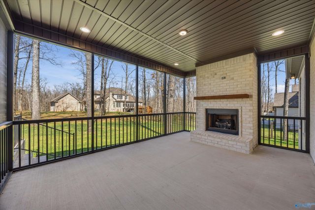 60 Trail Loop Road, Huntsville, AL 35803