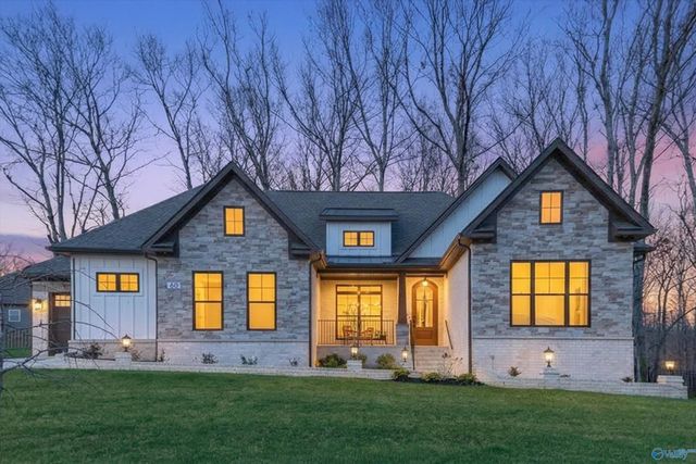 60 Trail Loop Road, Huntsville, AL 35803