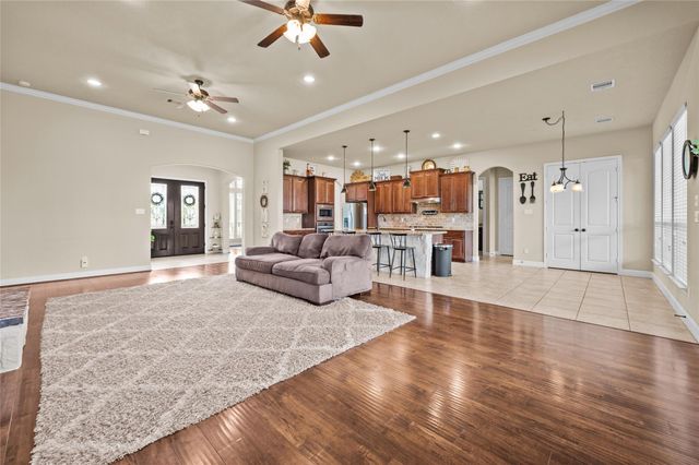 5111 Camp Creek Road, Baytown, TX 77523