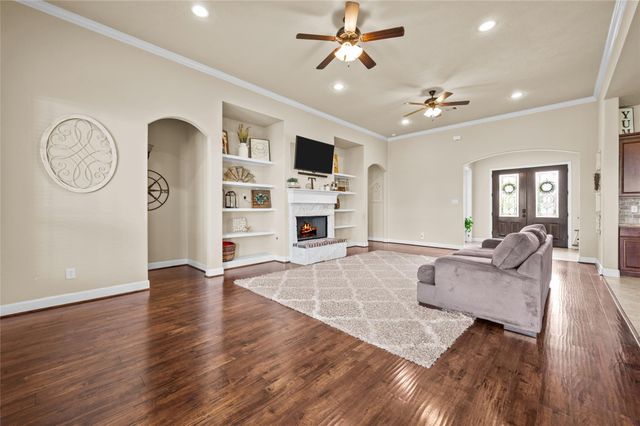 5111 Camp Creek Road, Baytown, TX 77523