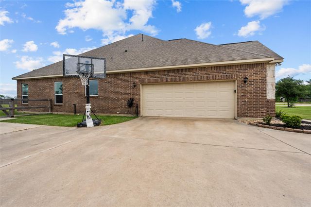 5111 Camp Creek Road, Baytown, TX 77523
